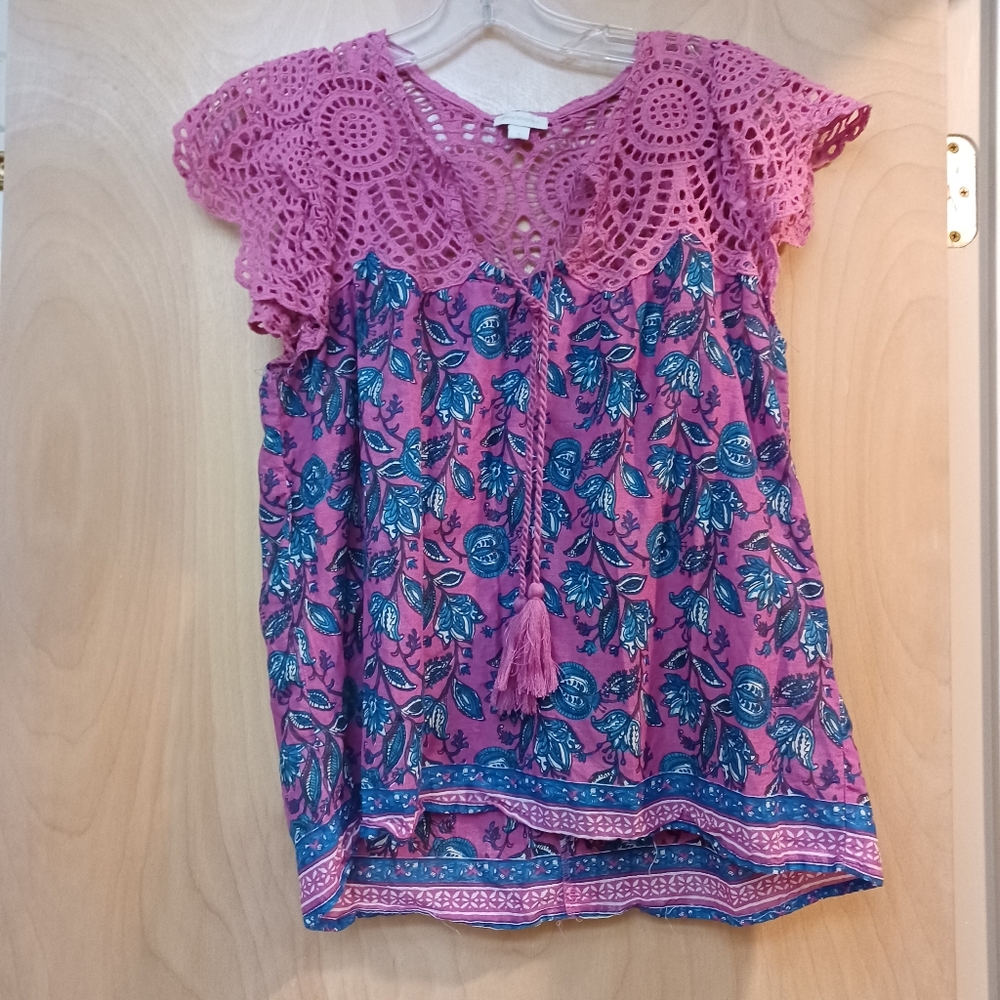 Jennifer Grace Anthro Pink Paisley Crochet Tasle Boho Top S